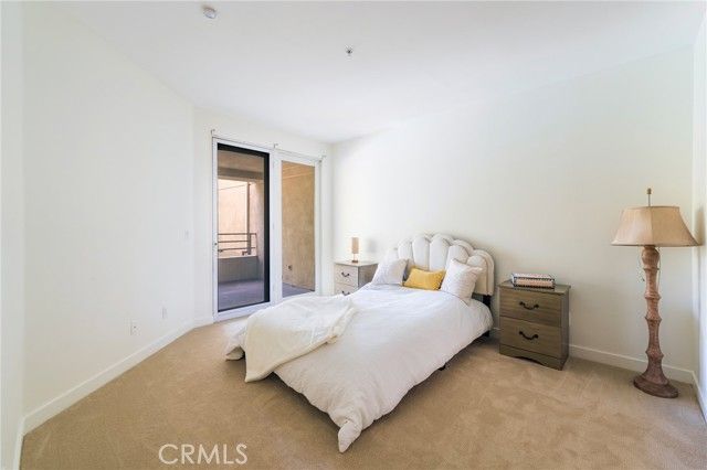 2233 Martin 202, Irvine, CA 92612