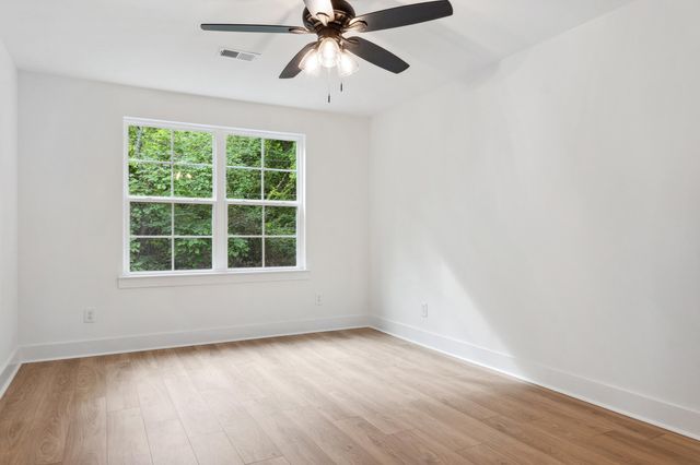 1728 Millie Ln, Chattanooga, TN 37421