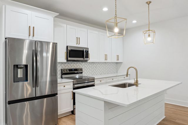 1728 Millie Ln, Chattanooga, TN 37421