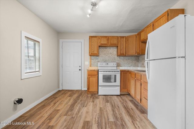 1108 Ave K, Levelland, TX 79336