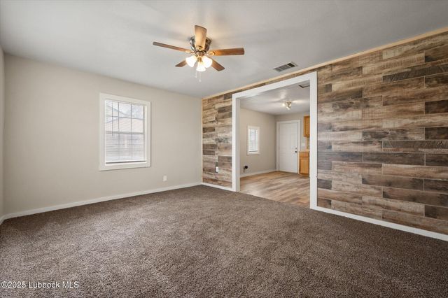 1108 Ave K, Levelland, TX 79336