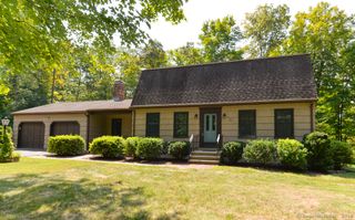 20 Lantern Park Lane South, Southbury, CT 06488