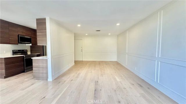 1735 N Fuller Avenue 445, Los Angeles, CA 90046