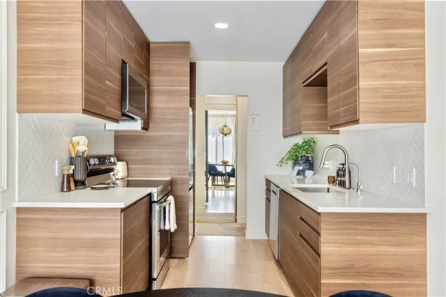 1735 N Fuller Avenue 445, Los Angeles, CA 90046