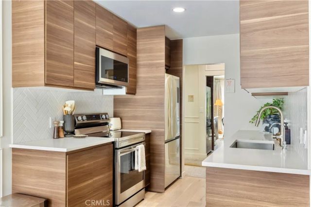 1735 N Fuller Avenue 445, Los Angeles, CA 90046
