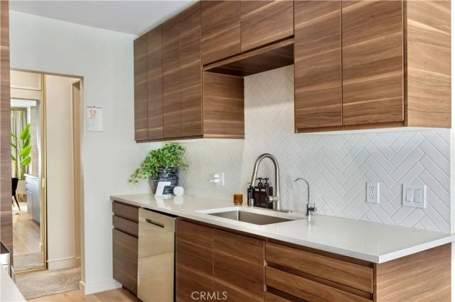 1735 N Fuller Avenue 445, Los Angeles, CA 90046