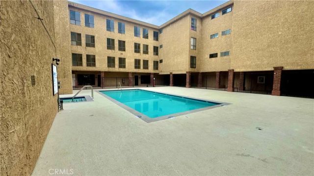 1735 N Fuller Avenue 445, Los Angeles, CA 90046