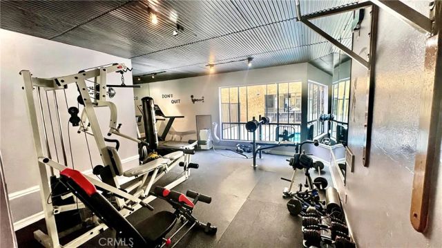 1735 N Fuller Avenue 445, Los Angeles, CA 90046