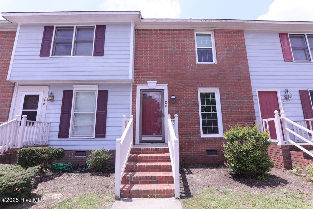 309 Kristin Drive C, Greenville, NC 27834