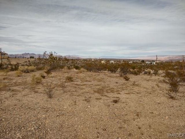 1398 W Overton Drive, Meadview, AZ 86444