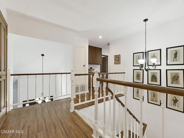 282 Hunters Point Drive, Thousand Oaks, CA 91361