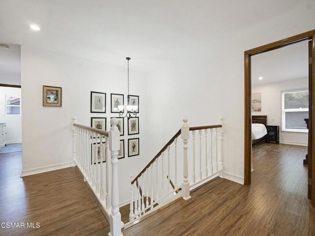 282 Hunters Point Drive, Thousand Oaks, CA 91361