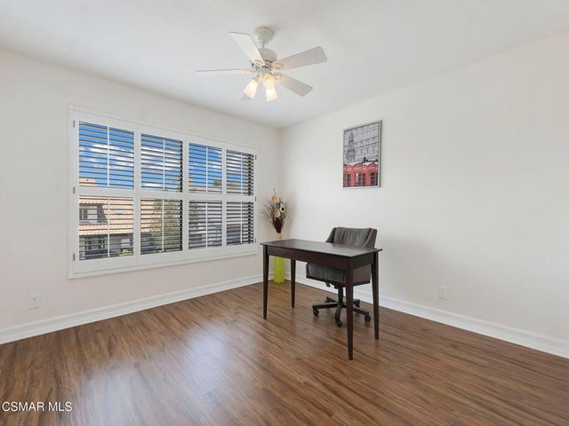 282 Hunters Point Drive, Thousand Oaks, CA 91361