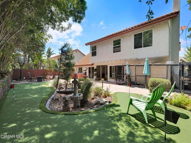 282 Hunters Point Drive, Thousand Oaks, CA 91361