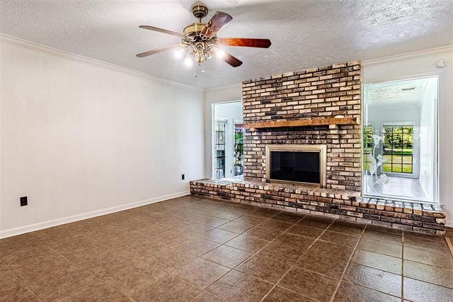 2882 Royal Avenue, Lake Charles, LA 70607
