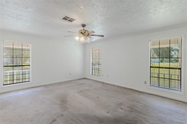 2882 Royal Avenue, Lake Charles, LA 70607
