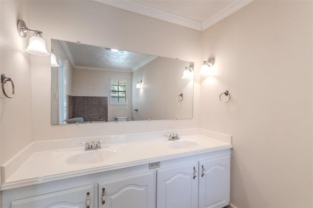 2882 Royal Avenue, Lake Charles, LA 70607