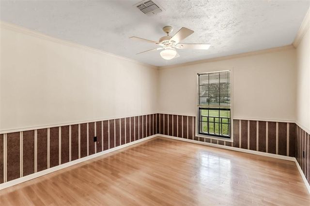 2882 Royal Avenue, Lake Charles, LA 70607