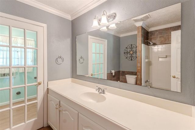 2882 Royal Avenue, Lake Charles, LA 70607