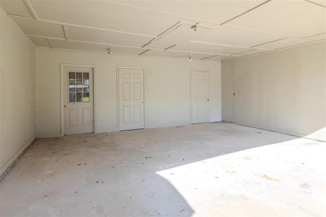2882 Royal Avenue, Lake Charles, LA 70607