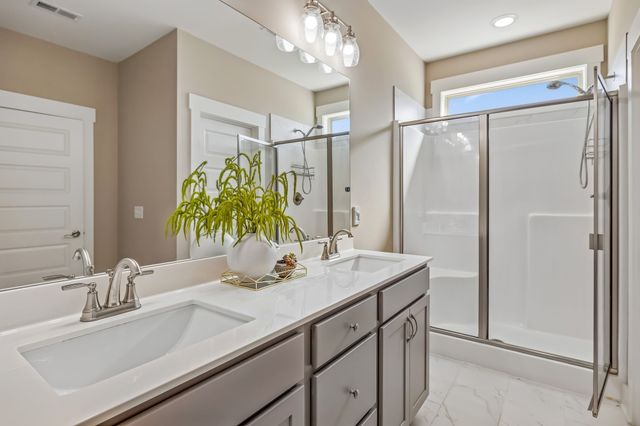 209 Cora Beth Ct, Lascassas, TN 37085