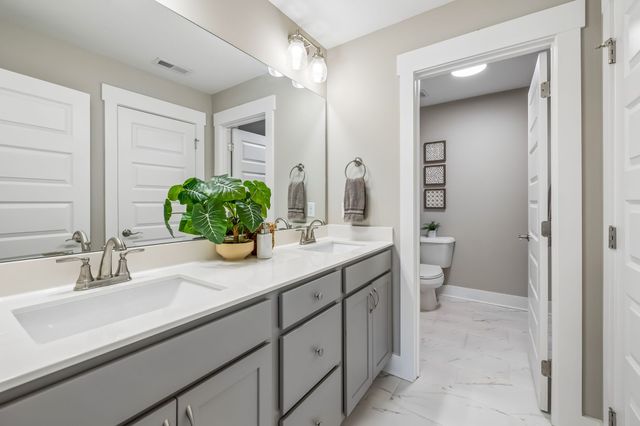 209 Cora Beth Ct, Lascassas, TN 37085