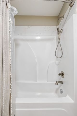 209 Cora Beth Ct, Lascassas, TN 37085