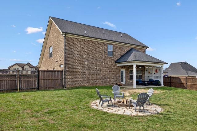 209 Cora Beth Ct, Lascassas, TN 37085