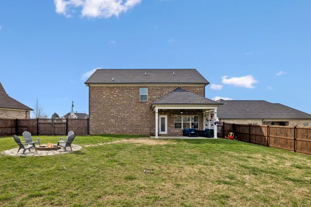 209 Cora Beth Ct, Lascassas, TN 37085