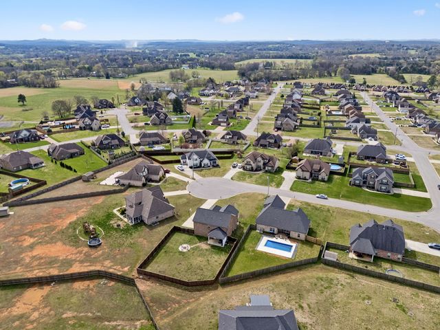 209 Cora Beth Ct, Lascassas, TN 37085