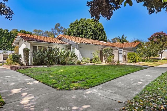 2365 Via Mariposa East C, Laguna Woods, CA 92637