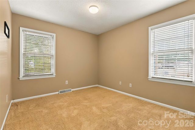 2711 Johnny Reb Lane, Charlotte, NC 28273