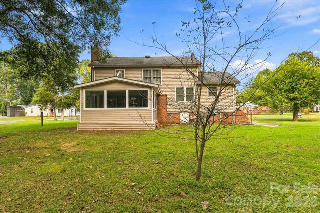 2711 Johnny Reb Lane, Charlotte, NC 28273