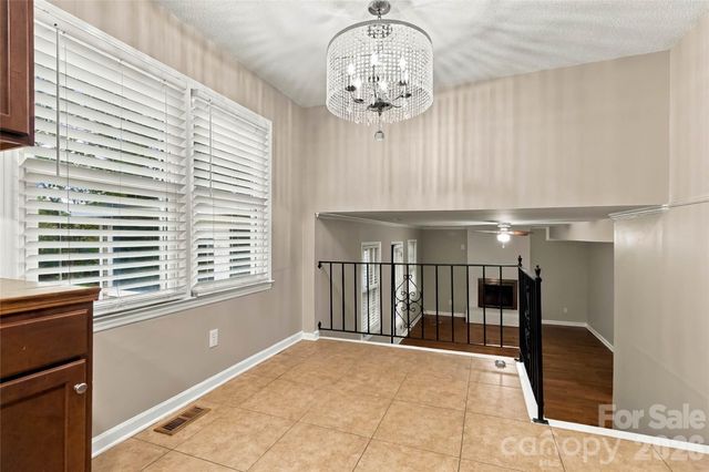 2711 Johnny Reb Lane, Charlotte, NC 28273
