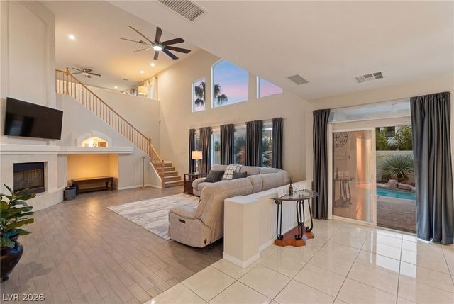 8929 Glenistar Gate Avenue, Las Vegas, NV 89143