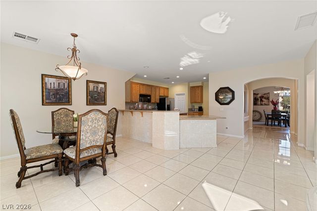 8929 Glenistar Gate Avenue, Las Vegas, NV 89143