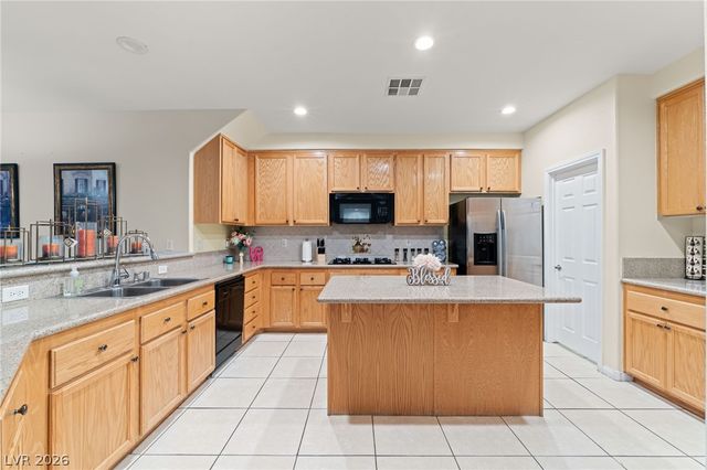 8929 Glenistar Gate Avenue, Las Vegas, NV 89143