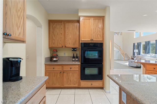 8929 Glenistar Gate Avenue, Las Vegas, NV 89143