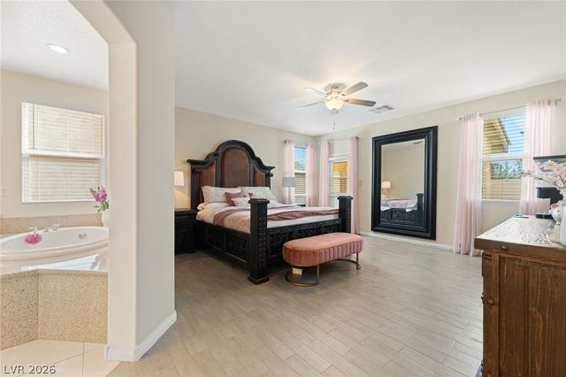 8929 Glenistar Gate Avenue, Las Vegas, NV 89143