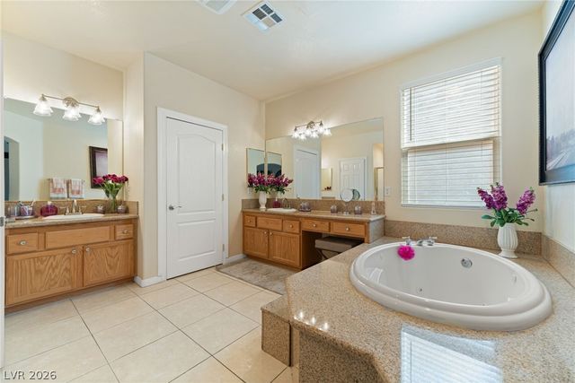 8929 Glenistar Gate Avenue, Las Vegas, NV 89143