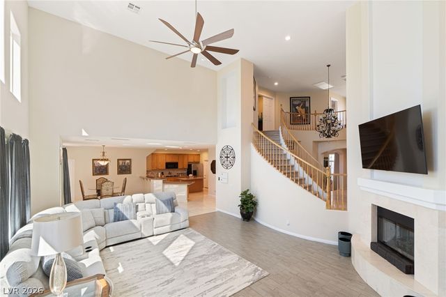 8929 Glenistar Gate Avenue, Las Vegas, NV 89143