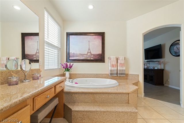 8929 Glenistar Gate Avenue, Las Vegas, NV 89143