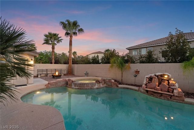 8929 Glenistar Gate Avenue, Las Vegas, NV 89143