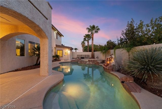 8929 Glenistar Gate Avenue, Las Vegas, NV 89143