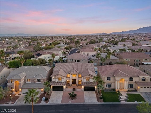 8929 Glenistar Gate Avenue, Las Vegas, NV 89143