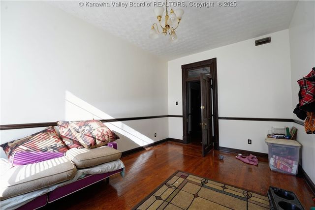 1636 Kanawha Boulevard E, Charleston, WV 25311