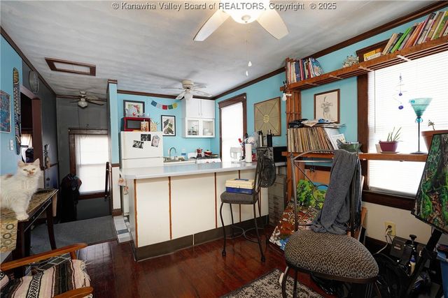 1636 Kanawha Boulevard E, Charleston, WV 25311