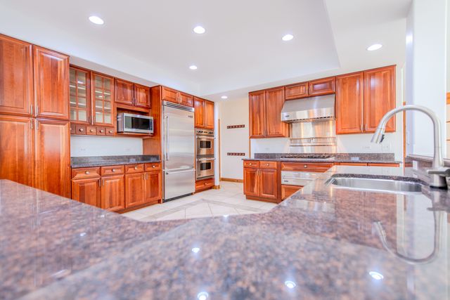 27009 Ashgate Crossing, Plainfield, IL 60585