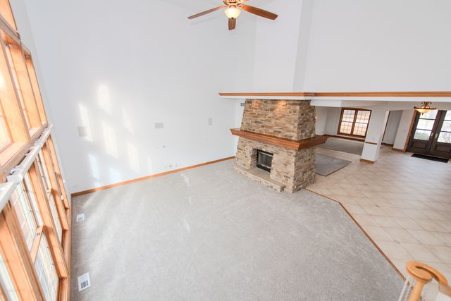 27009 Ashgate Crossing, Plainfield, IL 60585