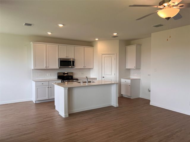 252 Ardsley Lane, Princeton, TX 75407